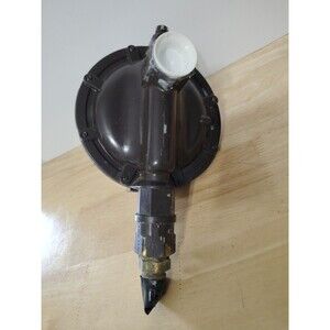 REGO LV4403B46R LP-Gas Regulator 450L Compressed Gas Regulator Untested